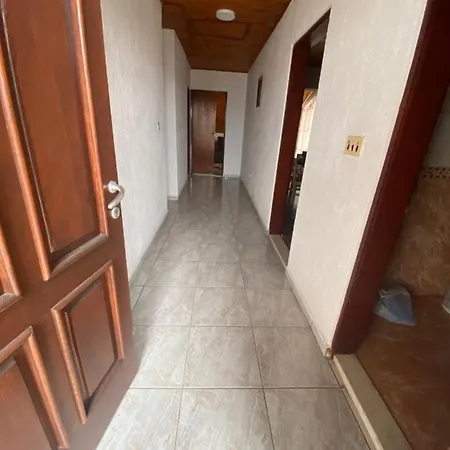 Pekic Apartman * 포드고리차